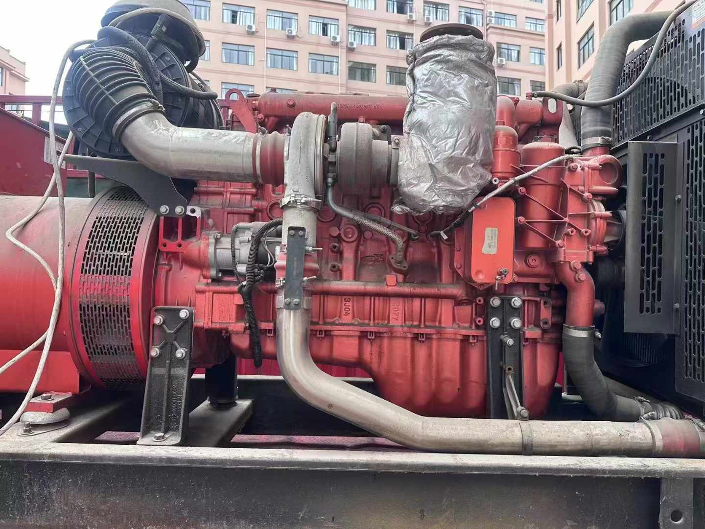张家界如何选择适合 600kW 柴油发电机组的过载保护器？