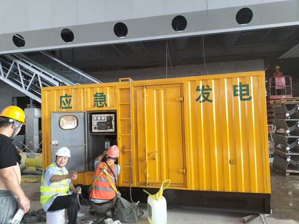 张家界怎样判断空气滤清器是否需要更换？